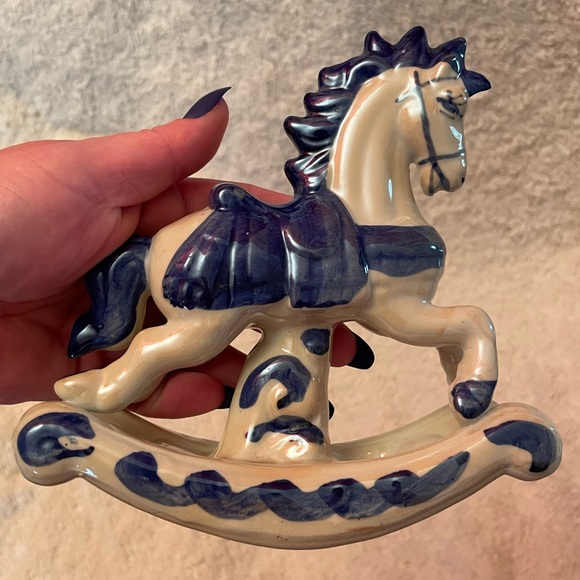 Rare Vintage Porcelain Rocking Horse Blue & White Iridescent Excellent Condition - Picture 2 of 9